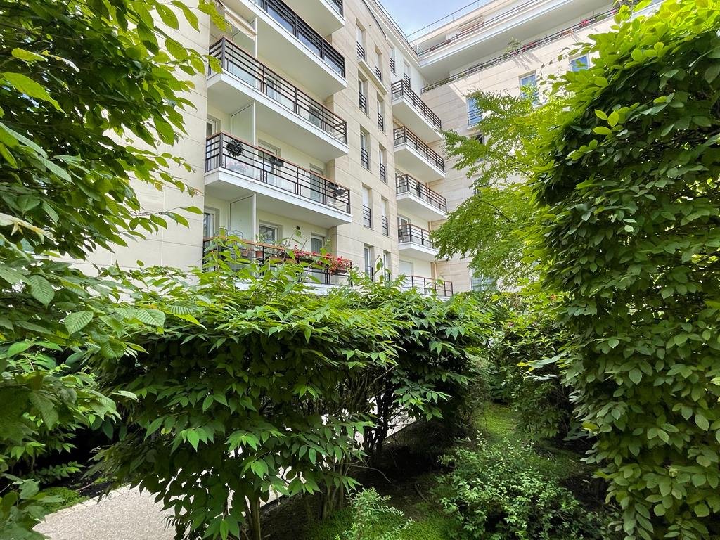 Appartement à louer, 3m², Courbevoie