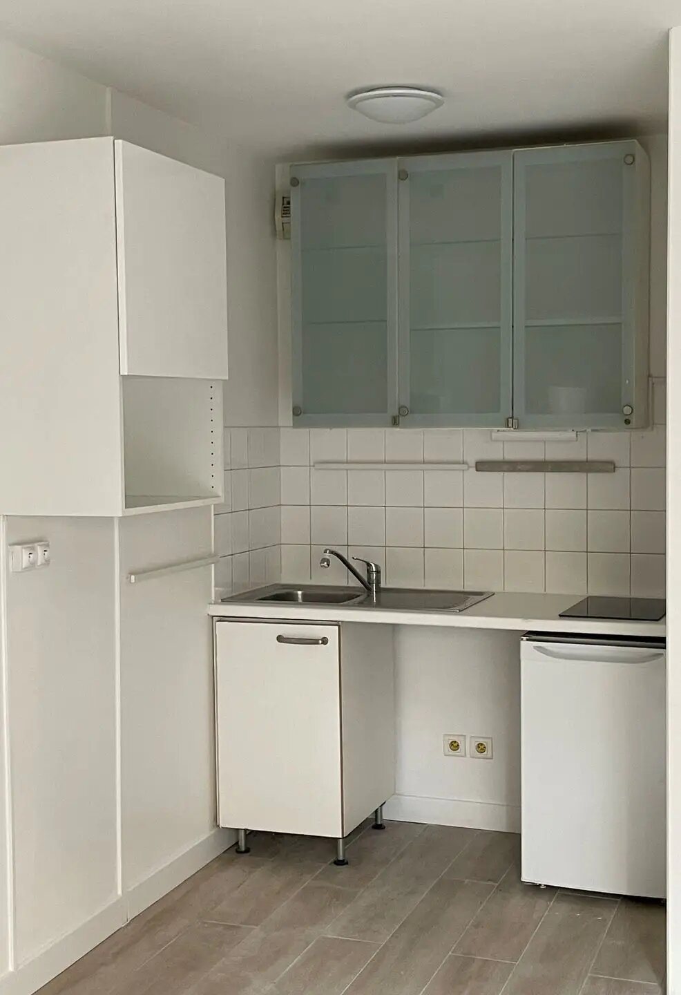 Appartement à louer, 27m², Courbevoie