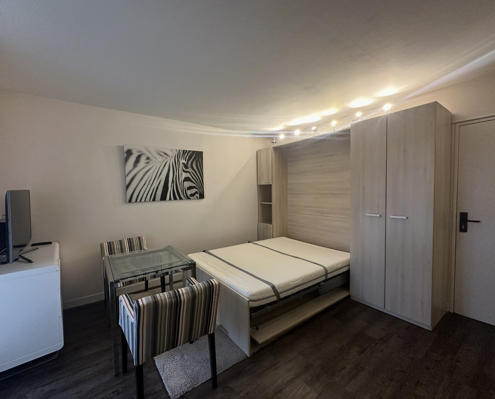 Appartement à louer, 1m², Courbevoie