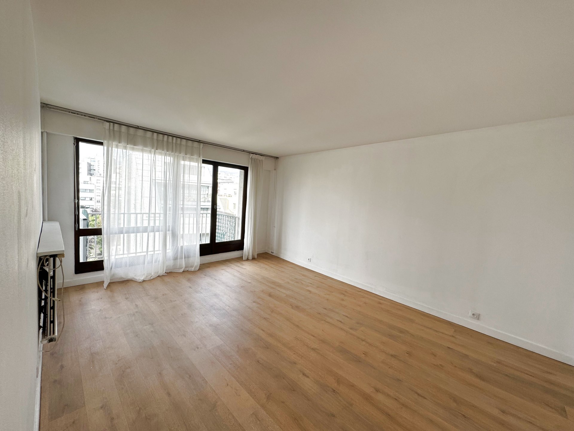 Appartement à louer, 2m², Courbevoie