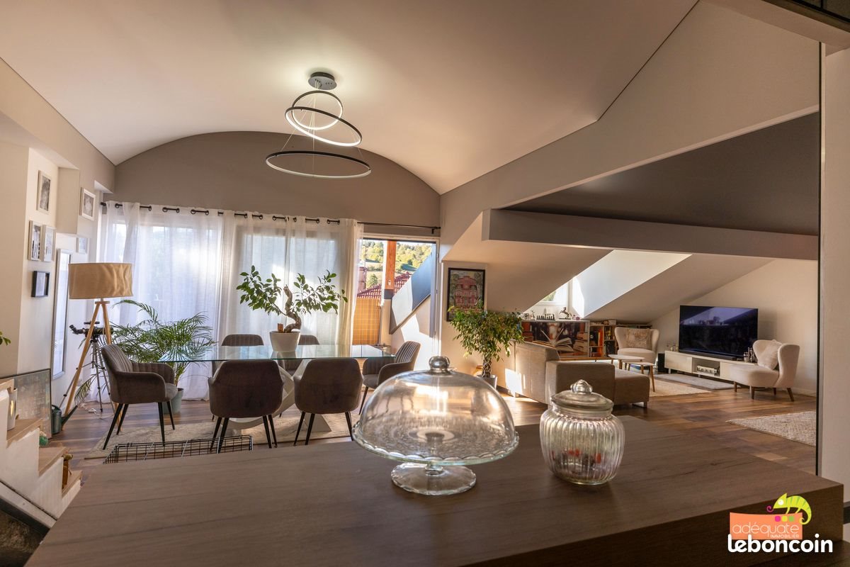 Appartement à vendre, 146m², Rochejean
