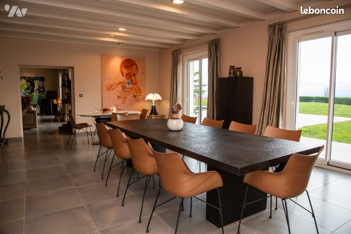 Maison à vendre, 680m², Vétraz-Monthoux
