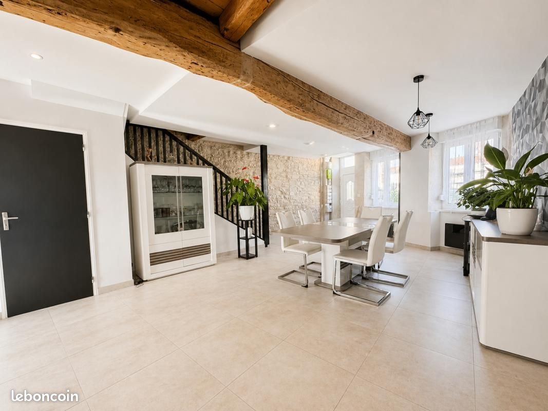 Maison à vendre, 135m², Vermenton