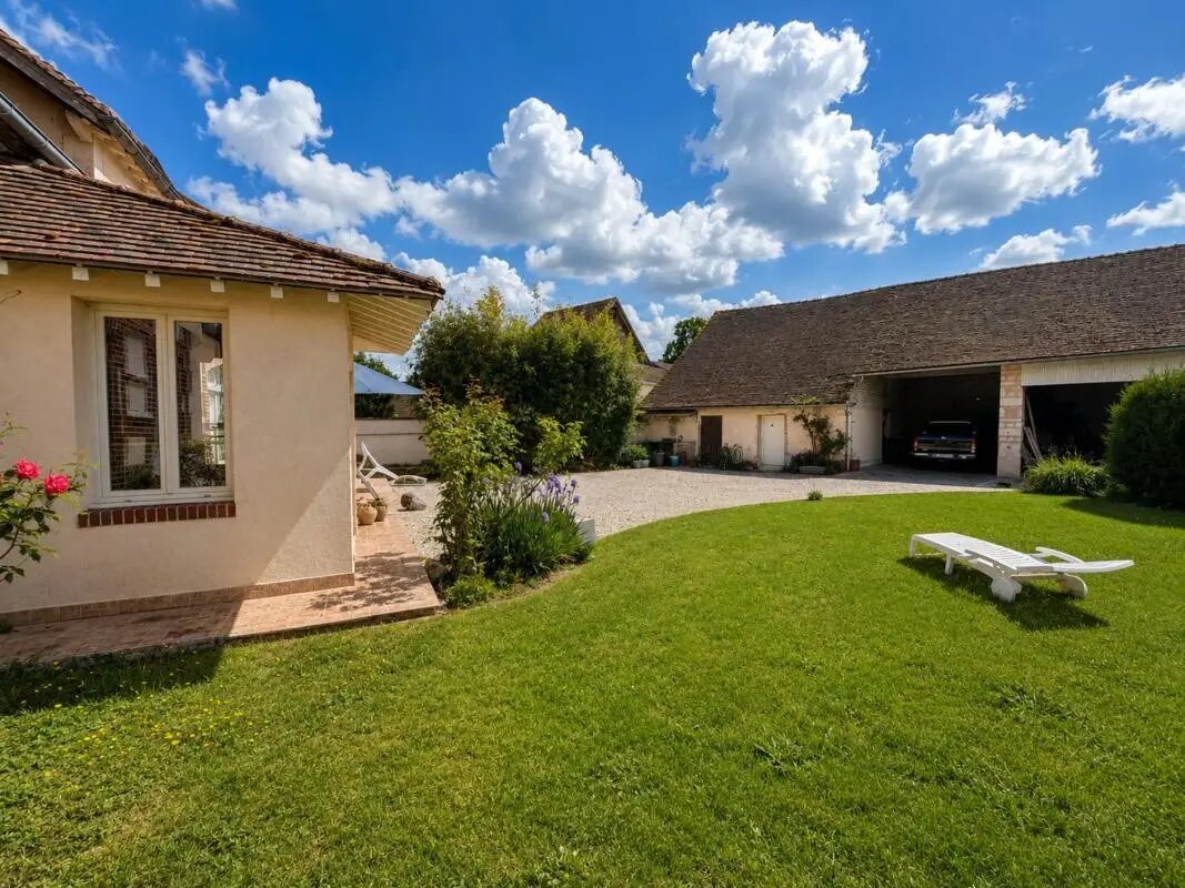 Maison à vendre, 238m², Poilly-sur-Tholon