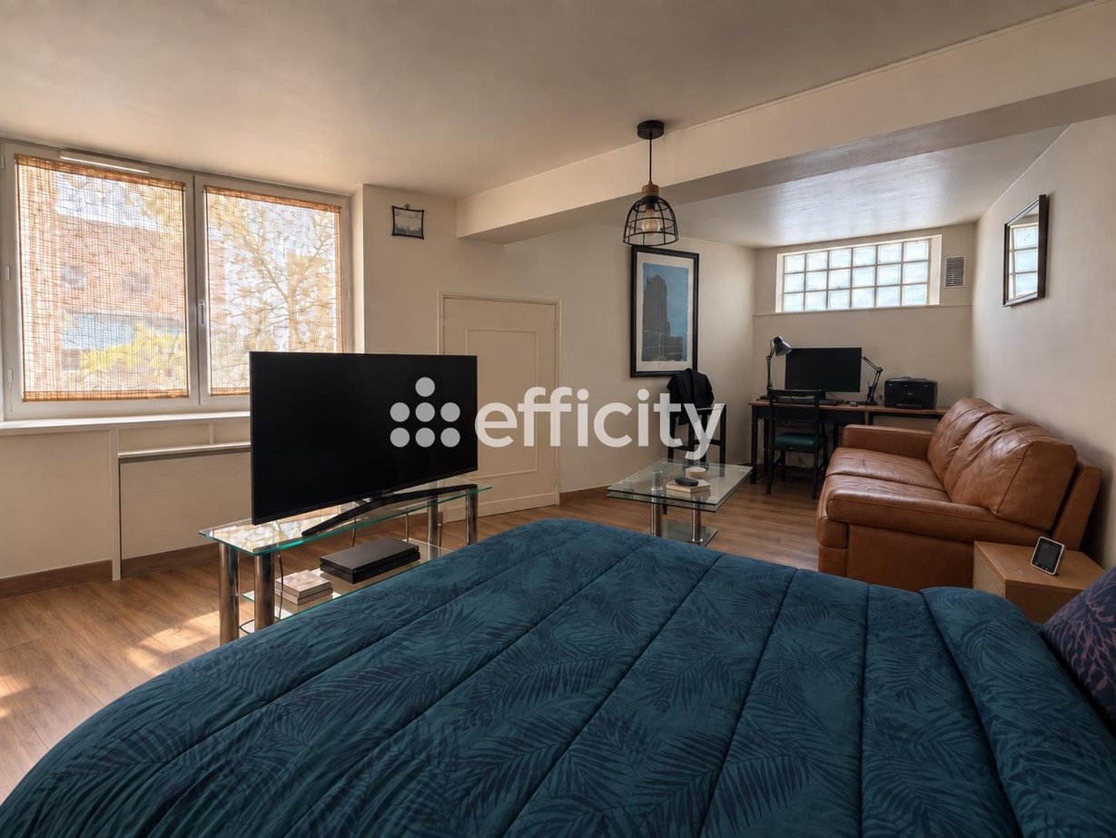 Maison à vendre, 4m², Vermenton