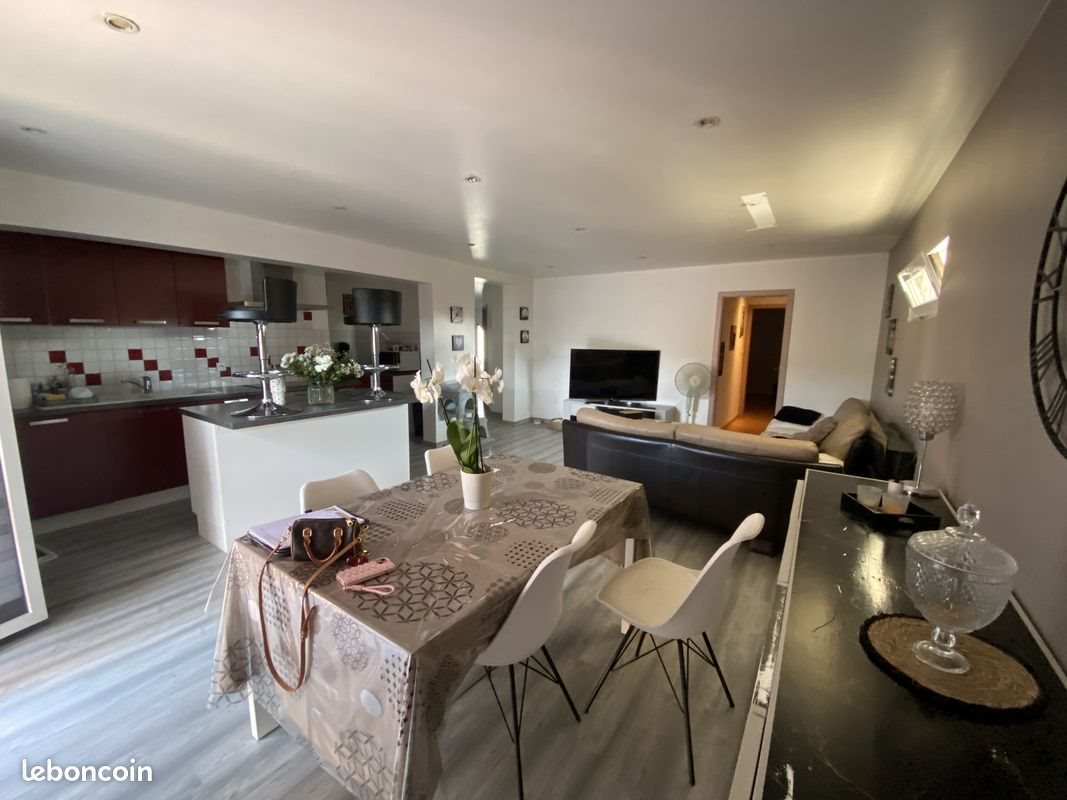 Appartement à vendre, 82m², Pérouse