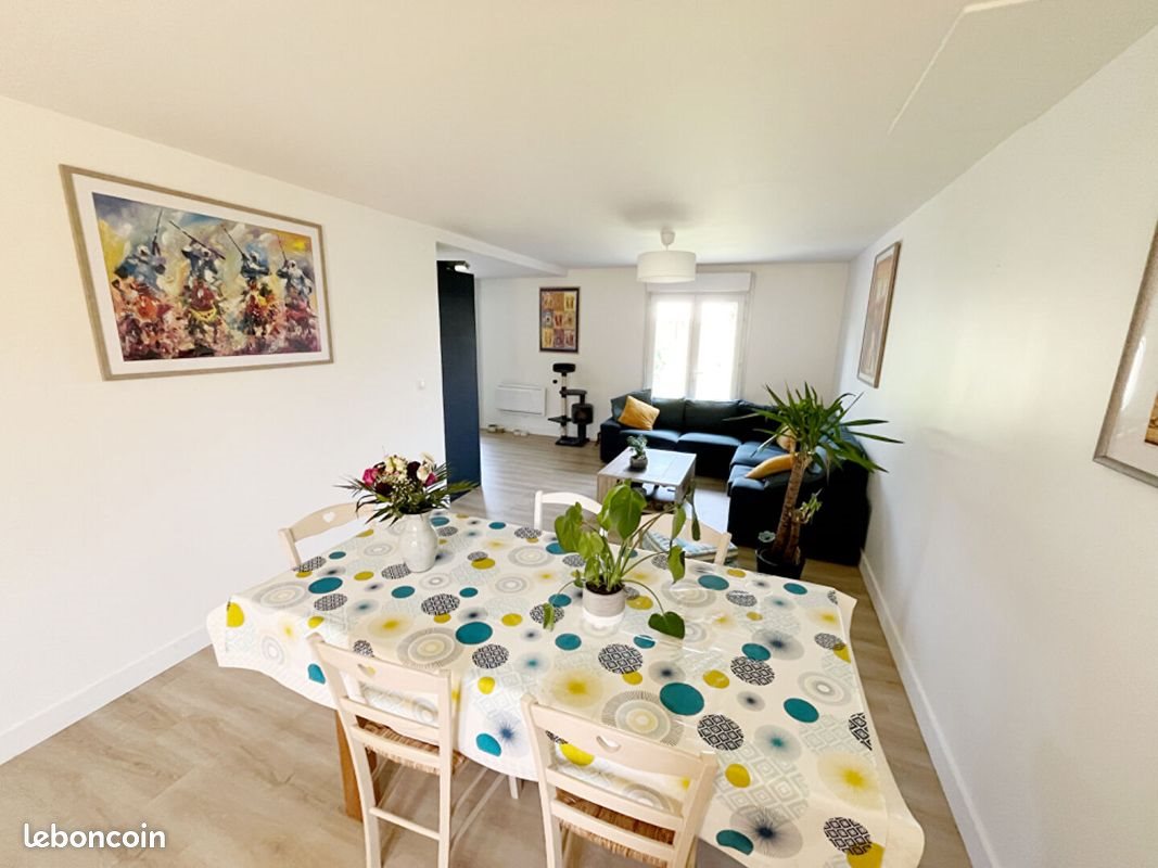 Maison à louer, 101m², Moreuil