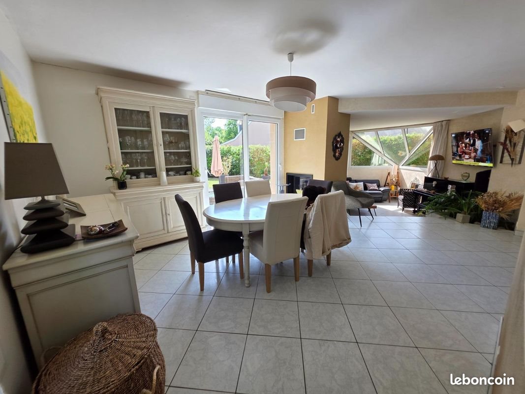 Maison à vendre, 119m², Laval