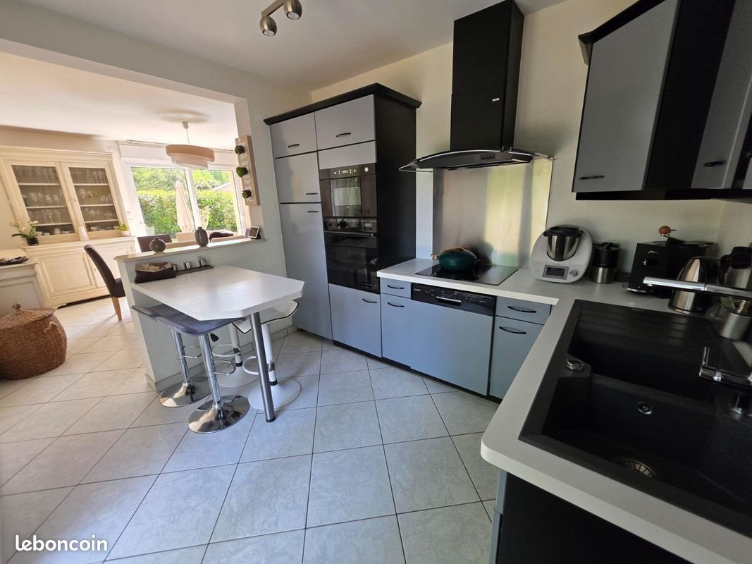 Maison à vendre, 119m², Laval