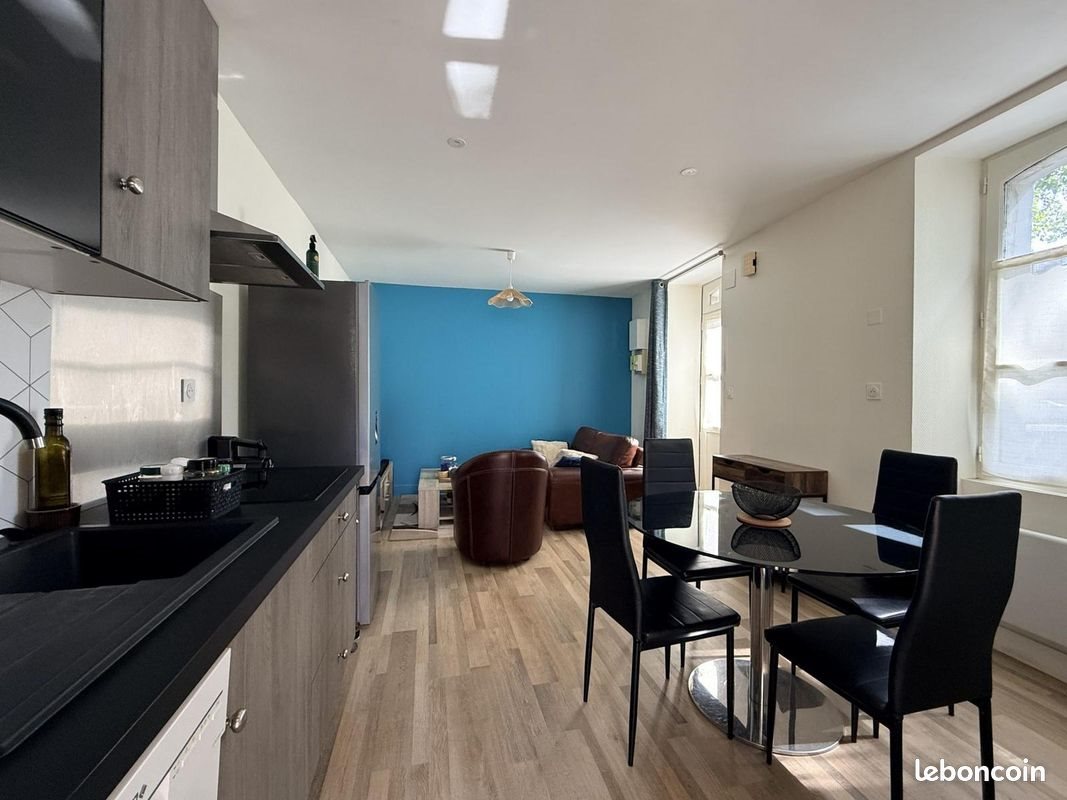 Maison à vendre, 42m², Laval