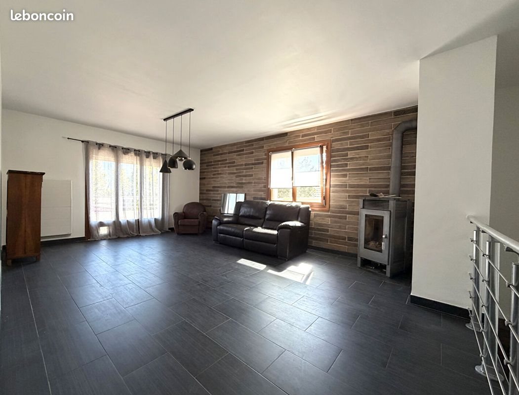 Maison à vendre, 192m², Mercury