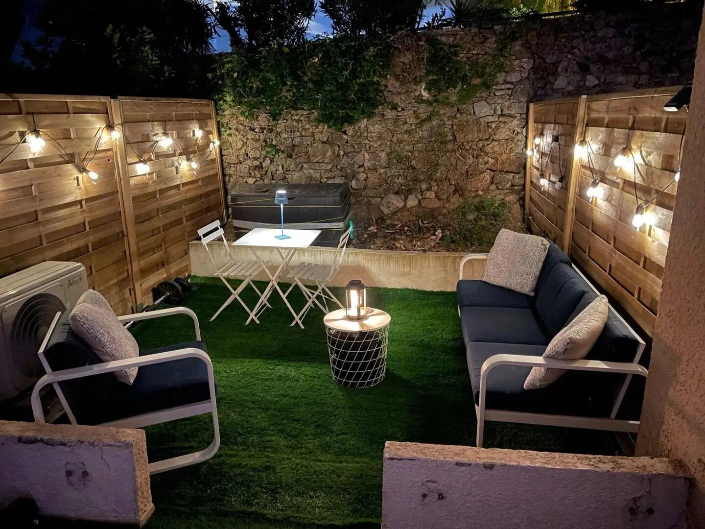 Appartement à louer, 21m², Vallauris
