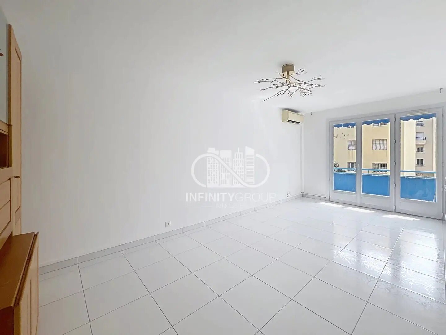 Appartement à louer, 65m², Antibes