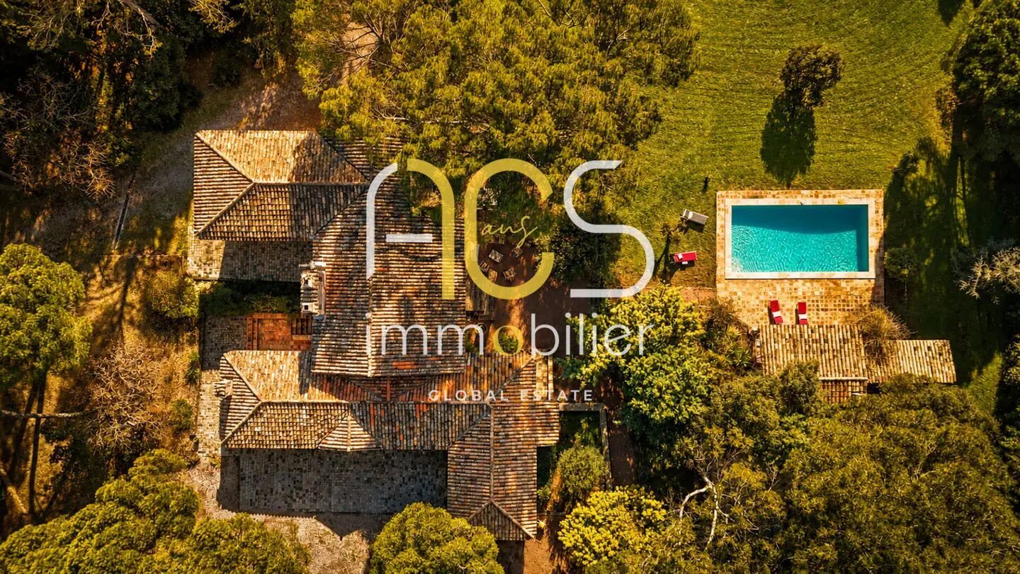 Maison à vendre, 300m², Saint-Raphaël