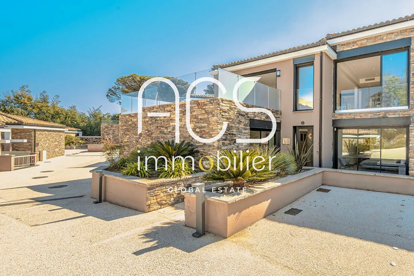Maison à vendre, 250m², Gassin