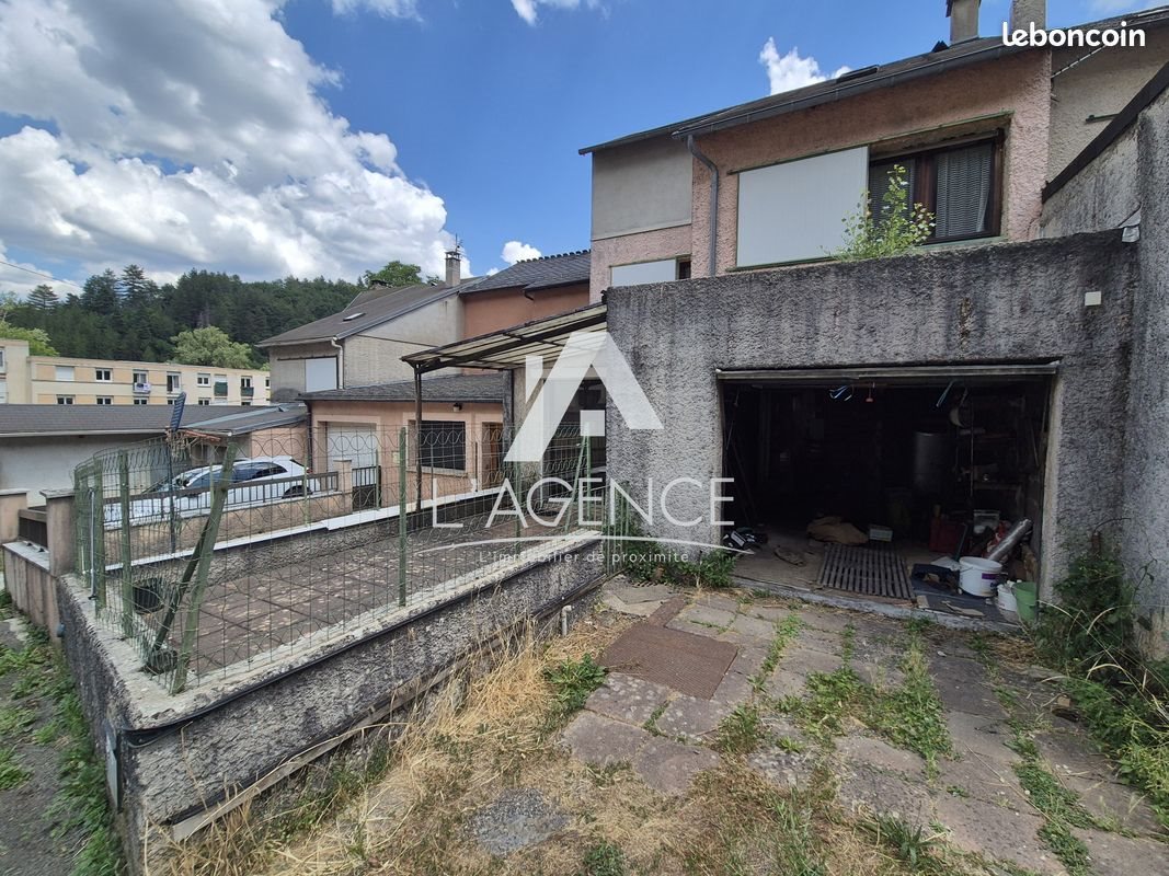 Maison à vendre, 101m², Florac Trois Rivières