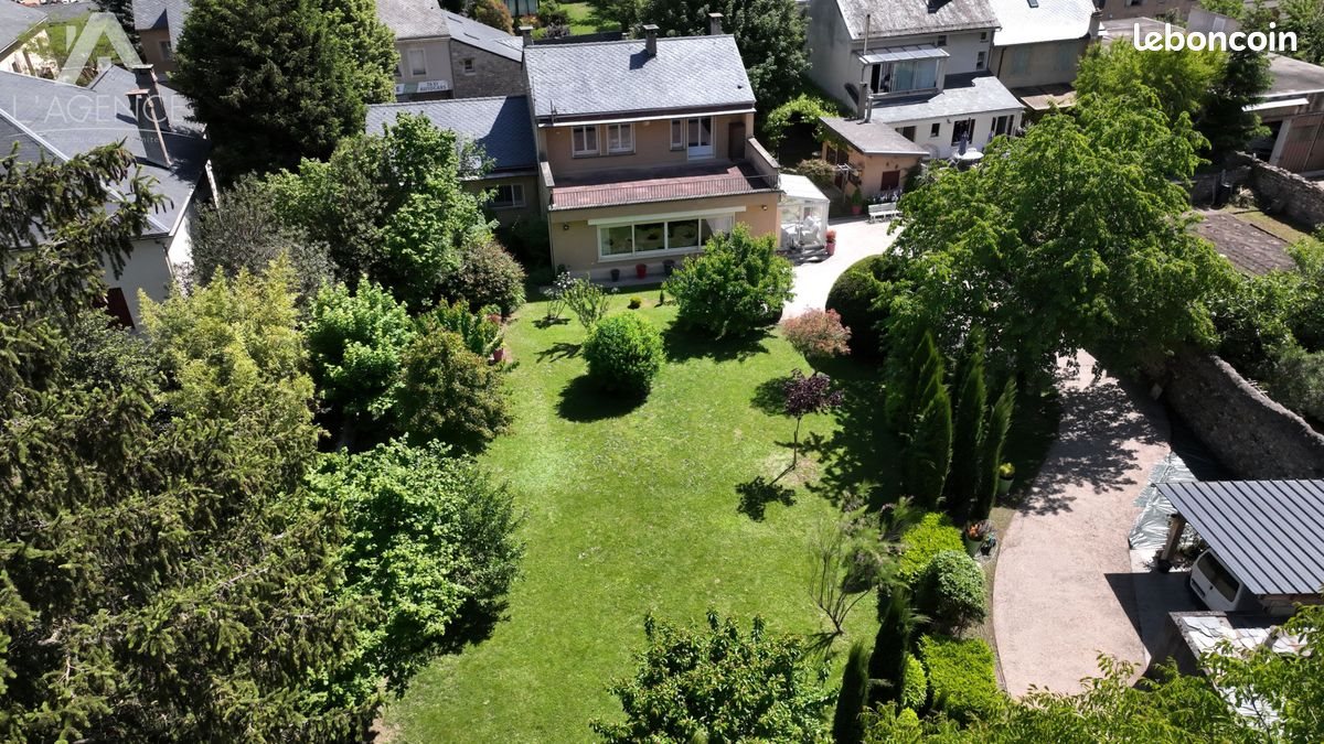 Maison à vendre, 205m², Florac Trois Rivières