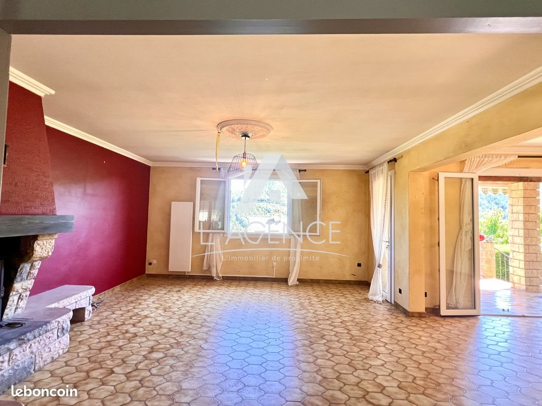 Maison à vendre, 169m², Florac