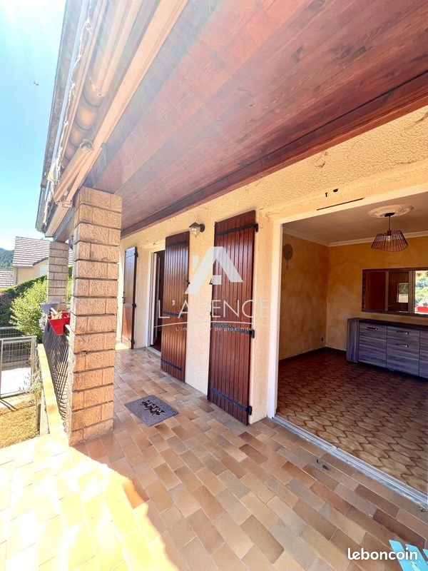 Maison à vendre, 169m², Florac