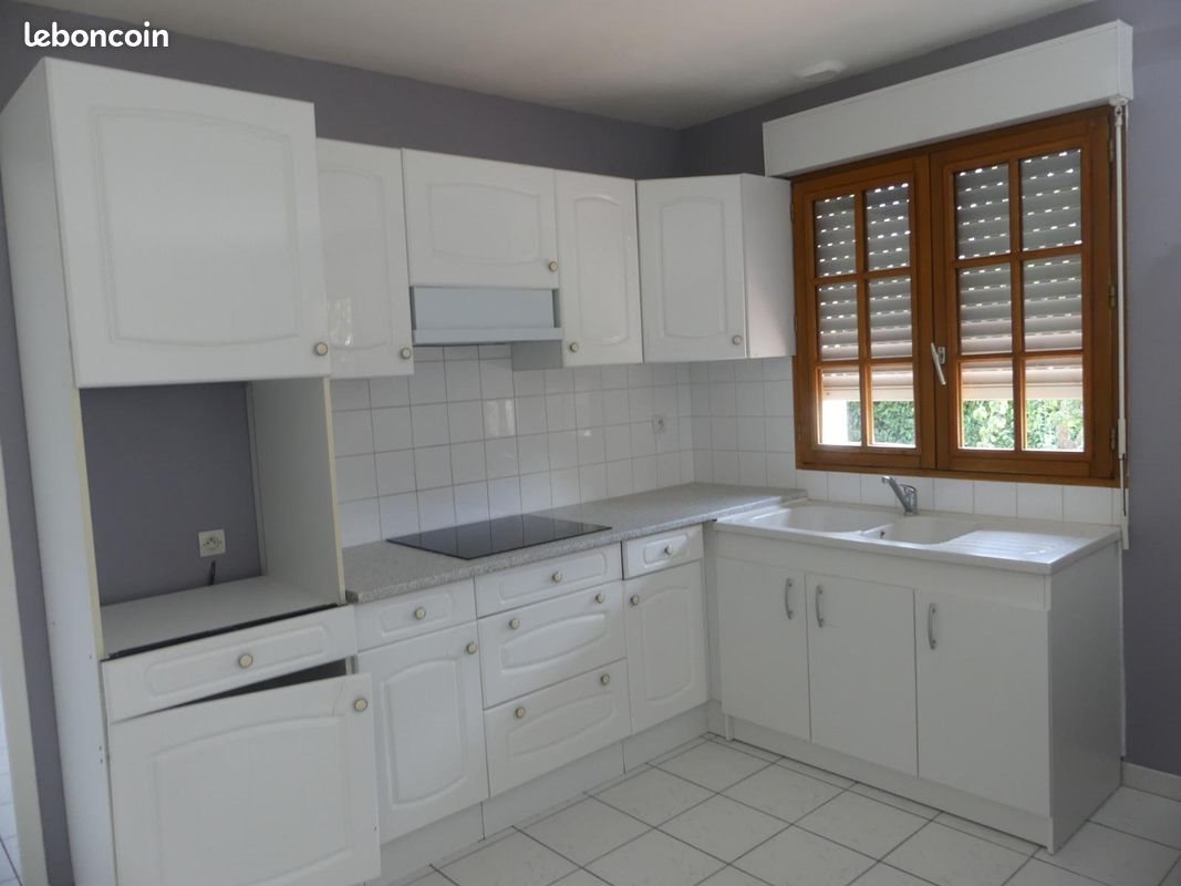 Maison à louer, 94m², Menneval
