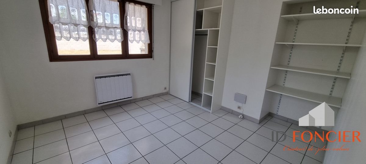 Appartement à louer, 84m², Ballainvilliers