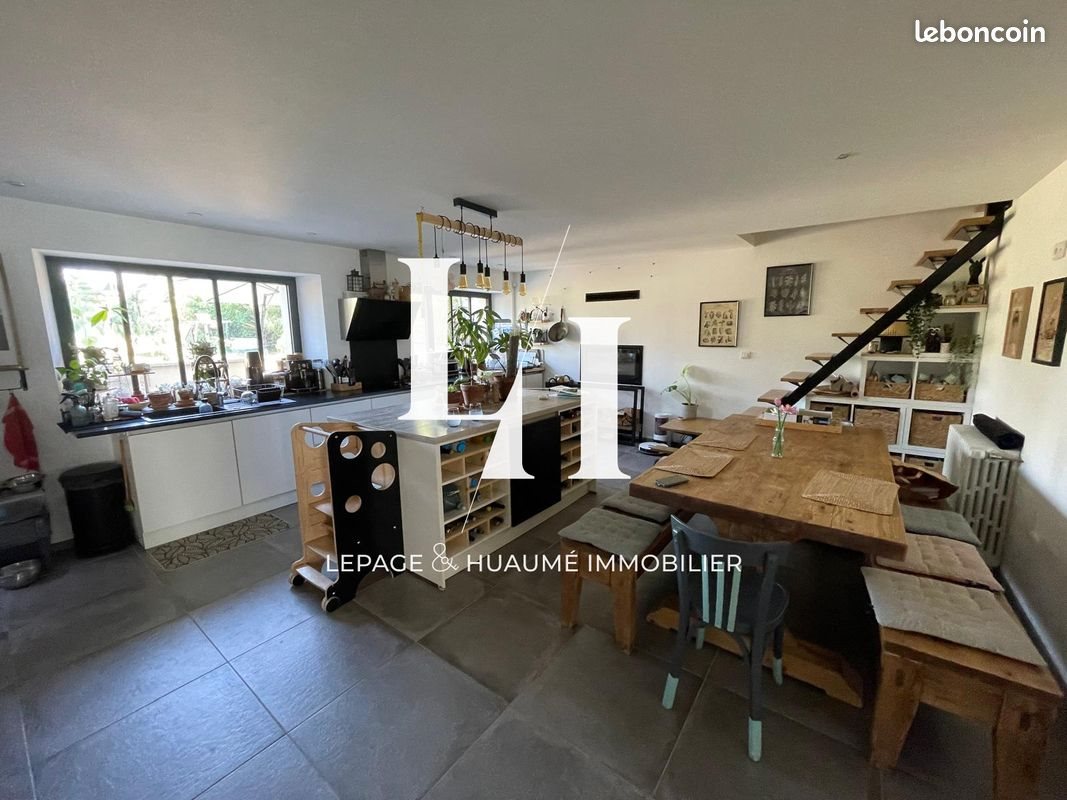 Maison à vendre, 217m², Quelaines-Saint-Gault