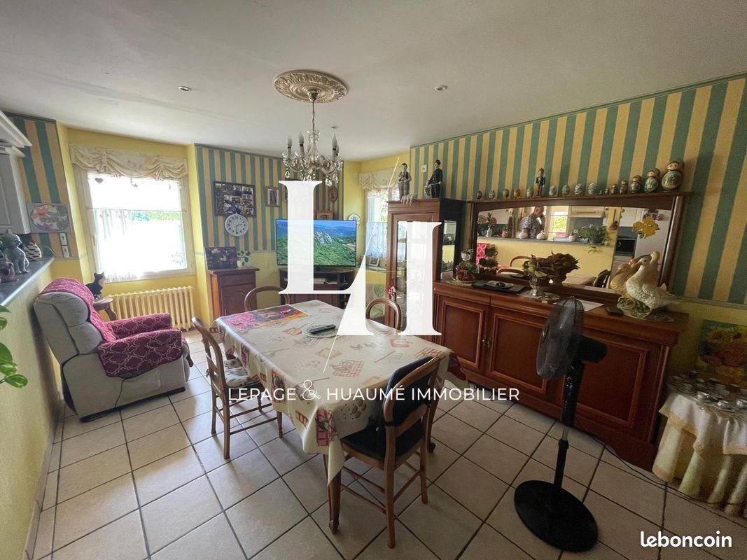 Maison à vendre, 87m², Quelaines-Saint-Gault