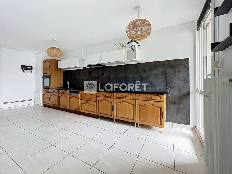 Appartement à louer, 87m², Barby