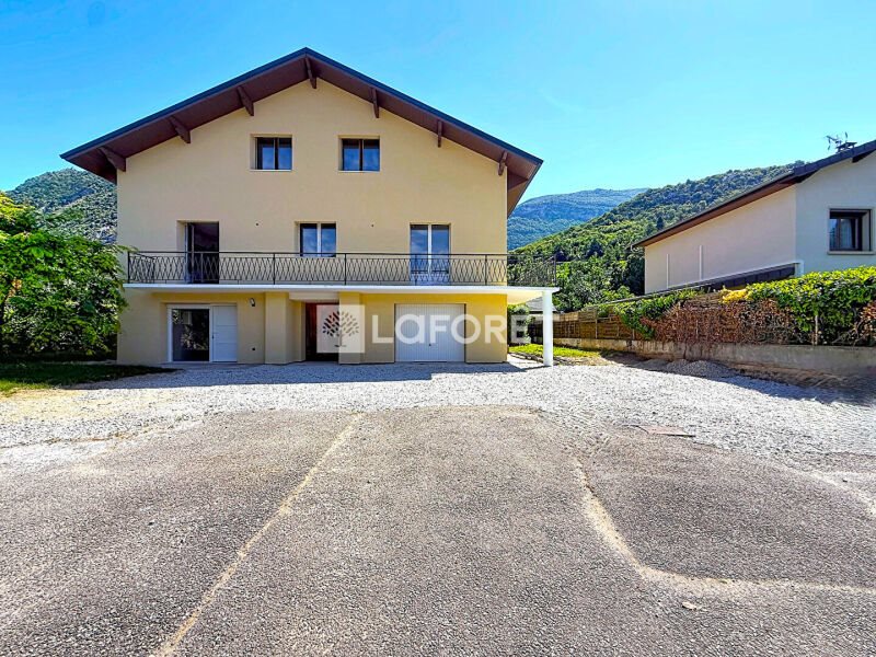 Appartement à vendre, 84m², Saint-Jeoire-Prieuré