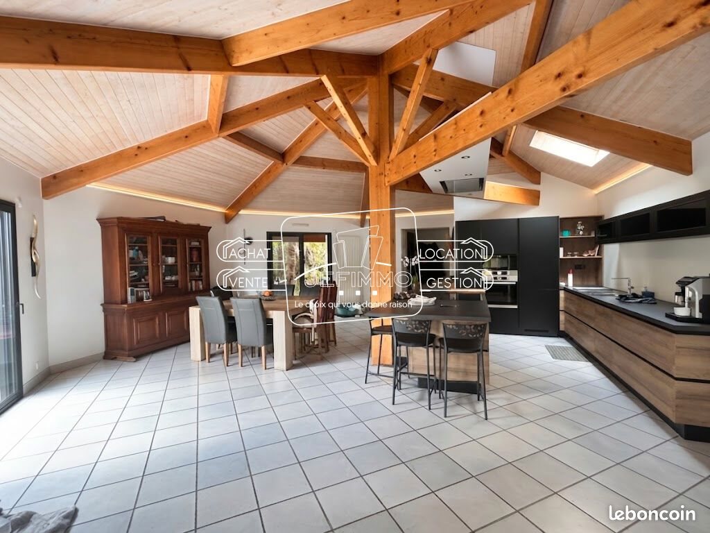 Maison à vendre, 168m², Saint-Julien-de-Concelles