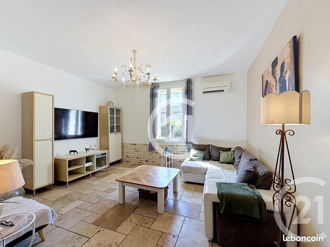 Maison à vendre, 146m², Salin-de-Giraud