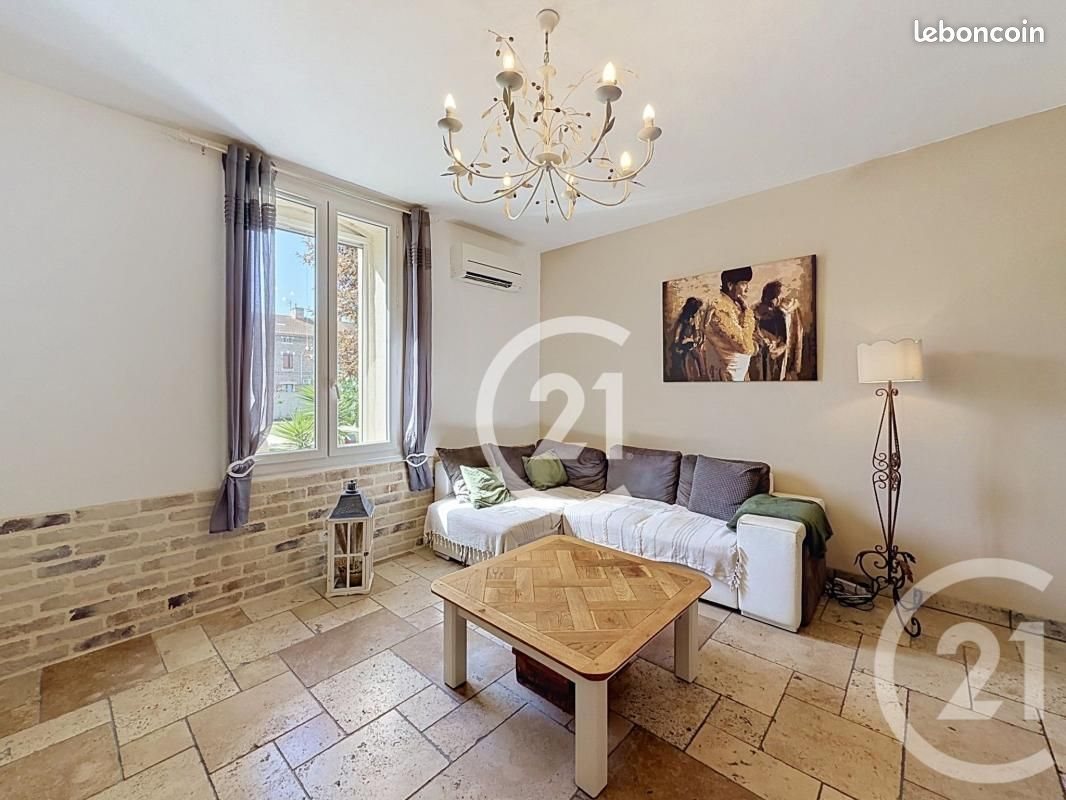 Maison à vendre, 146m², Salin-de-Giraud