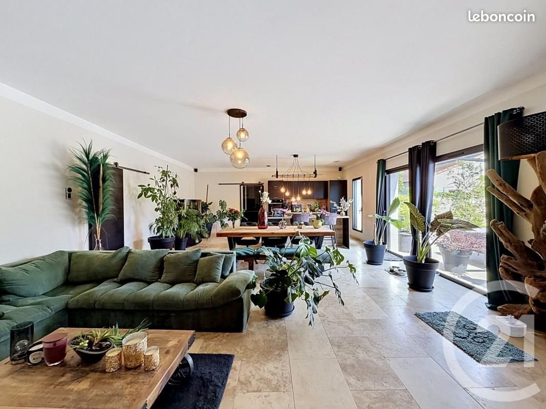 Maison à vendre, 149m², Mouriès