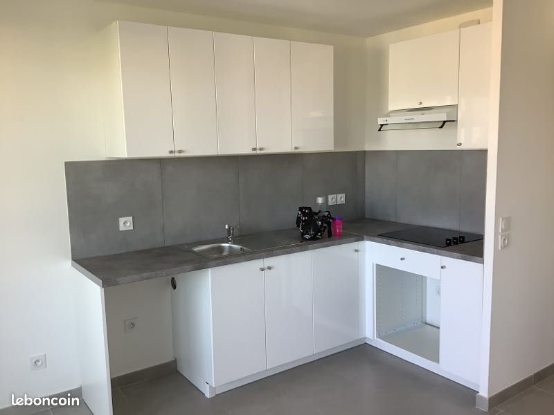 Appartement à louer, 66m², Marseille 11ème