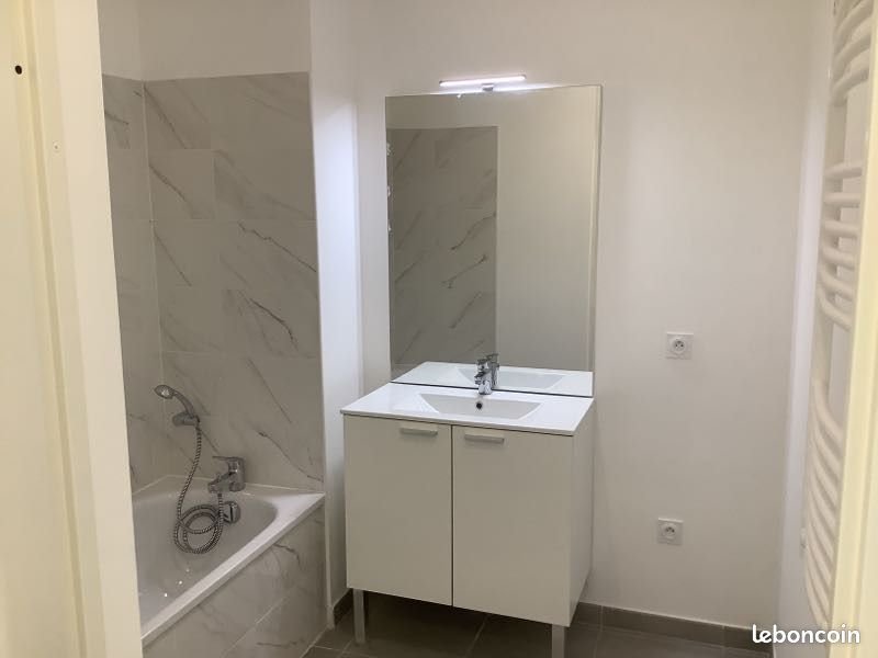 Appartement à louer, 66m², Marseille 11ème