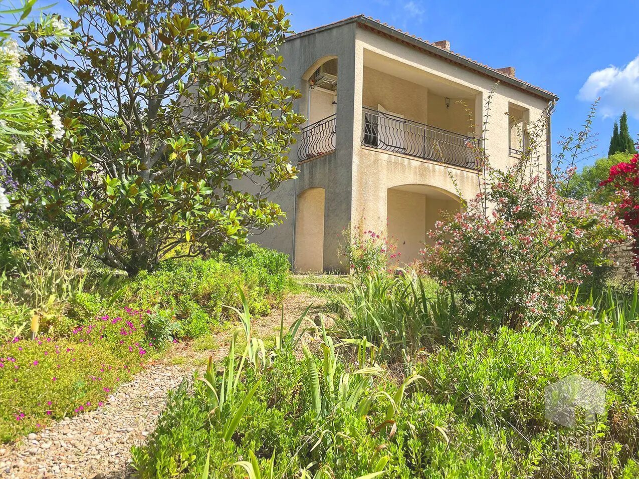 Maison à vendre, 203m², La Garde-Adhémar