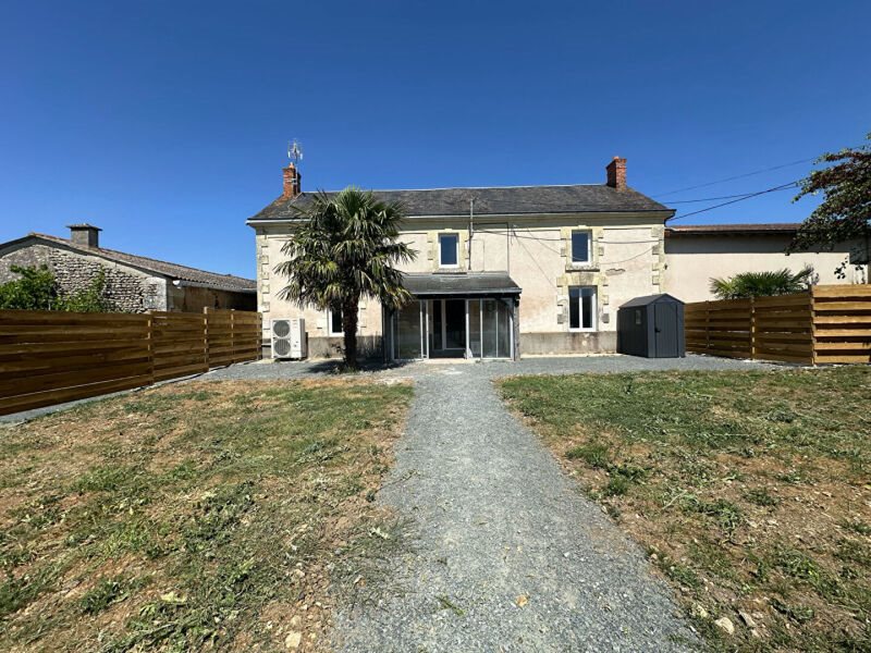 Maison à louer, 120m², Saint-Léger-de-Montbrun