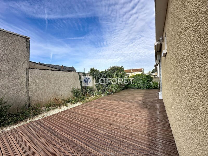 Maison à vendre, 151m², Thouars