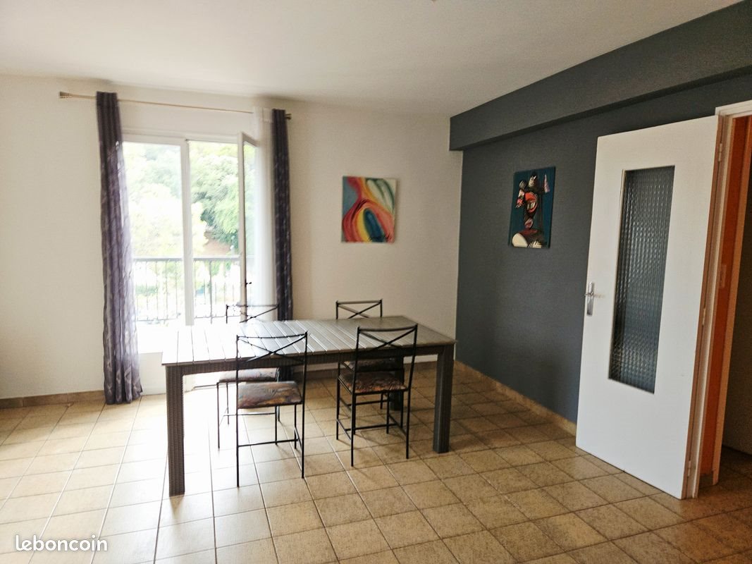 Appartement à louer, 112m², Antibes