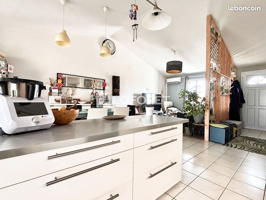 Maison à vendre, 145m², Nieul-lès-Saintes