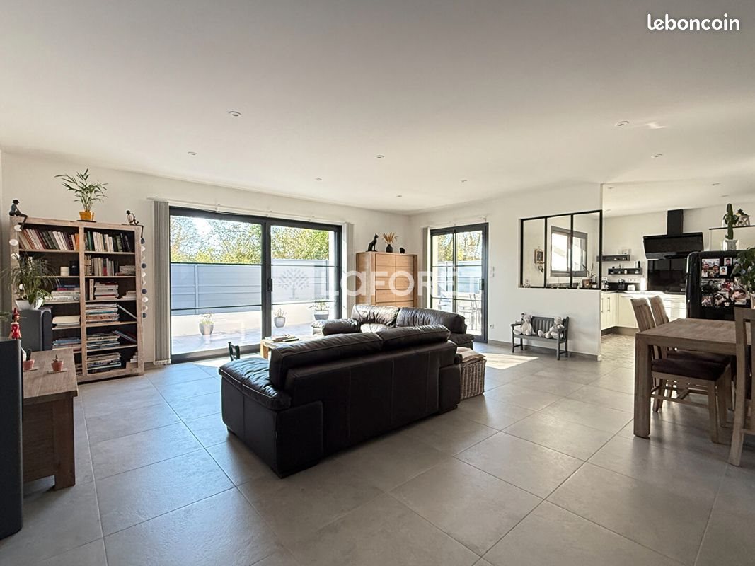 Maison à vendre, 119m², Saintes