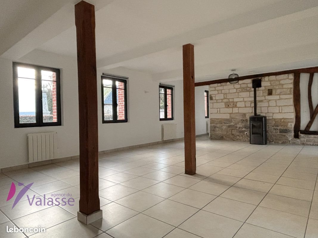 Maison à vendre, 168m², Saint-Maurice-d'Etelan