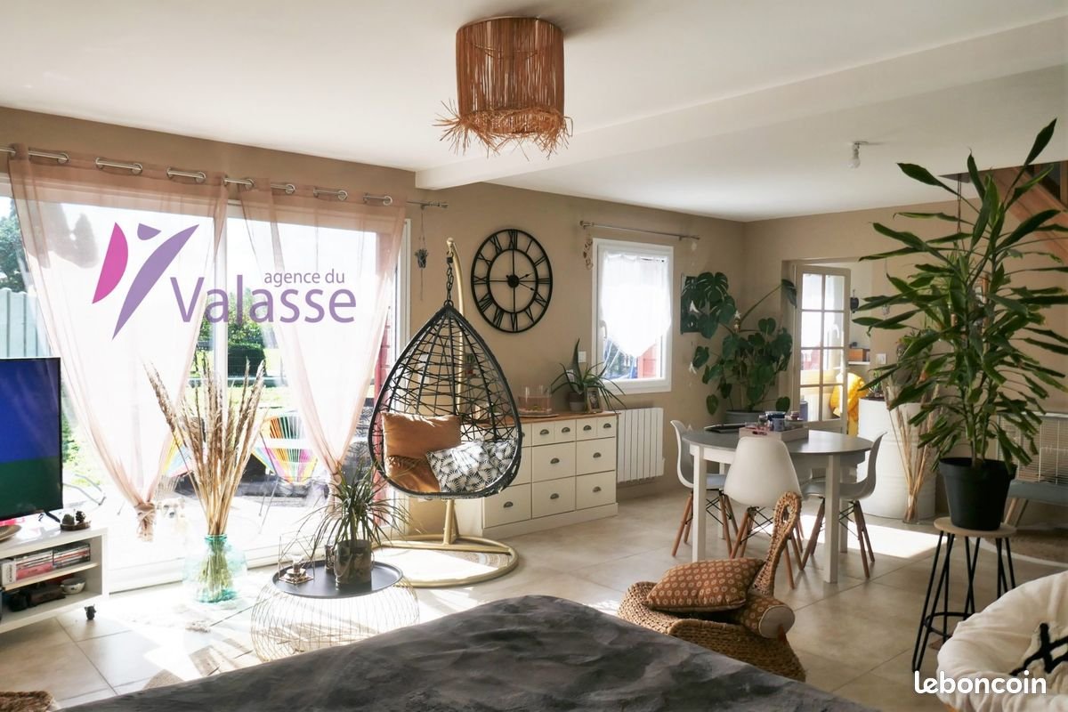 Maison à louer, 80m², Yébleron