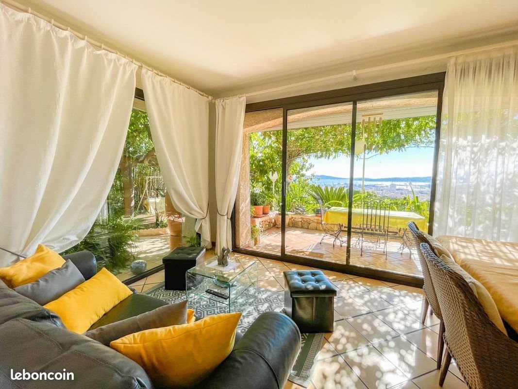 Appartement à louer, 65m², Toulon