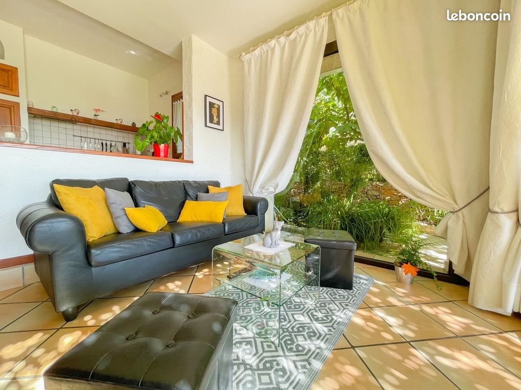 Appartement à louer, 65m², Toulon