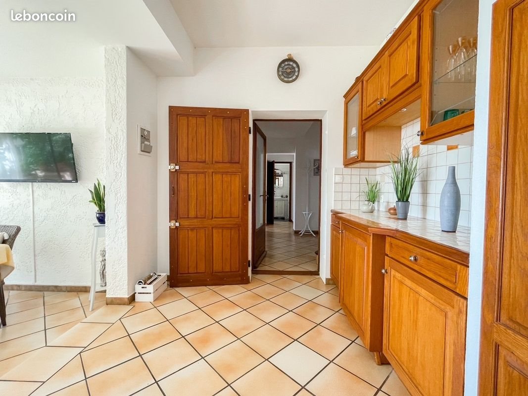 Appartement à louer, 65m², Toulon