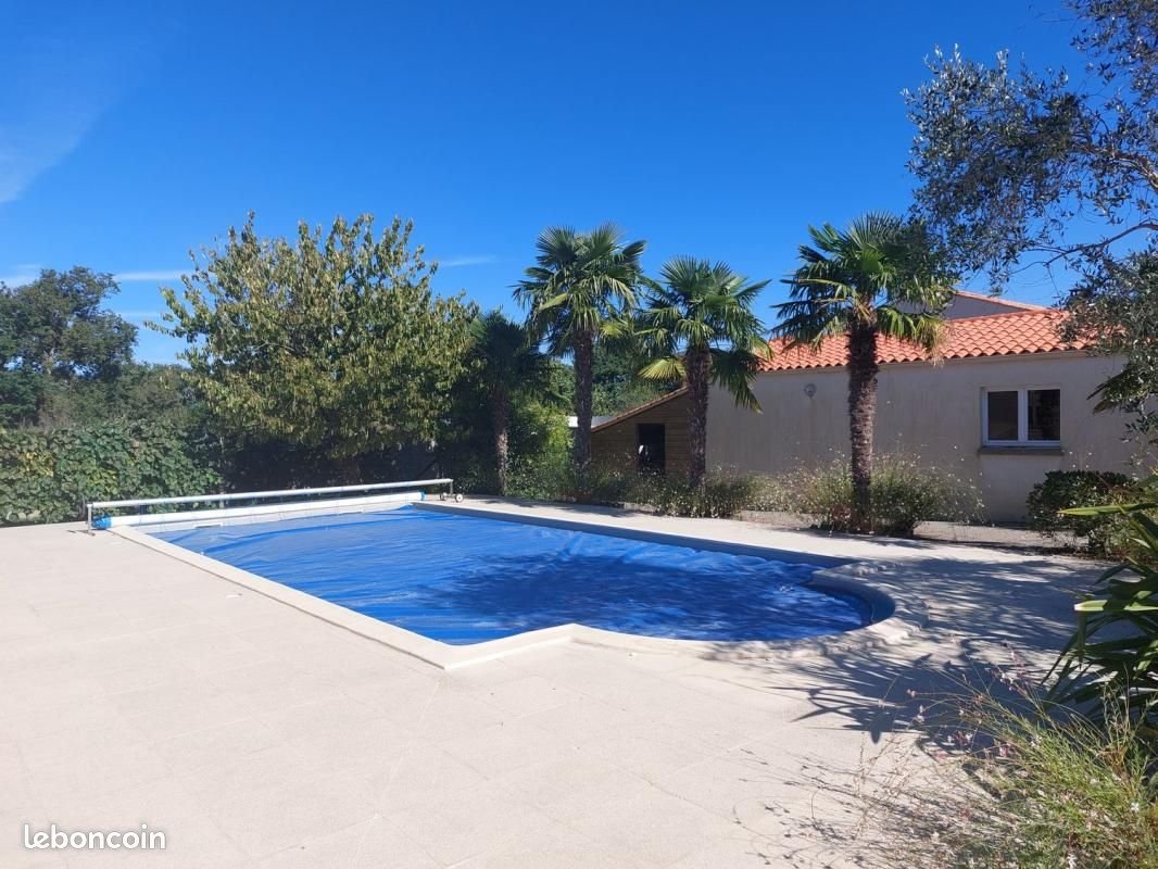 Maison à vendre, 101m², Grosbreuil