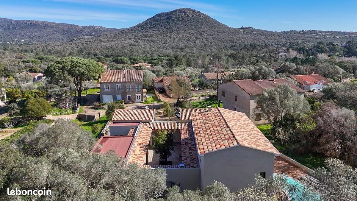 Maison à vendre, 264m², Porto-Vecchio