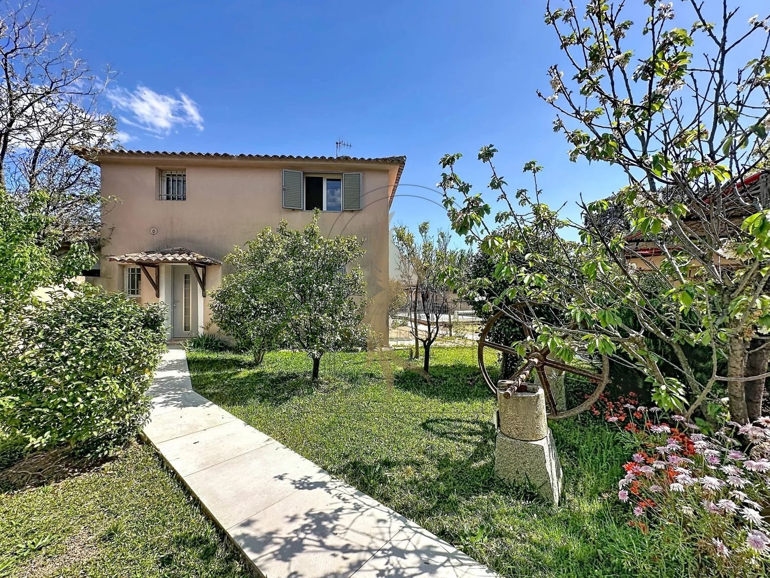 Maison à vendre, 142m², Lecci