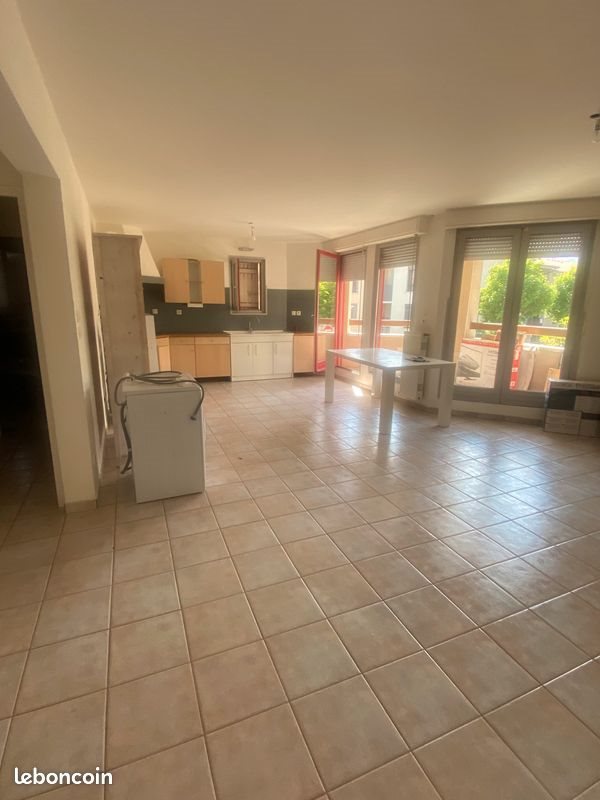 Appartement à louer, 82m², Mornant